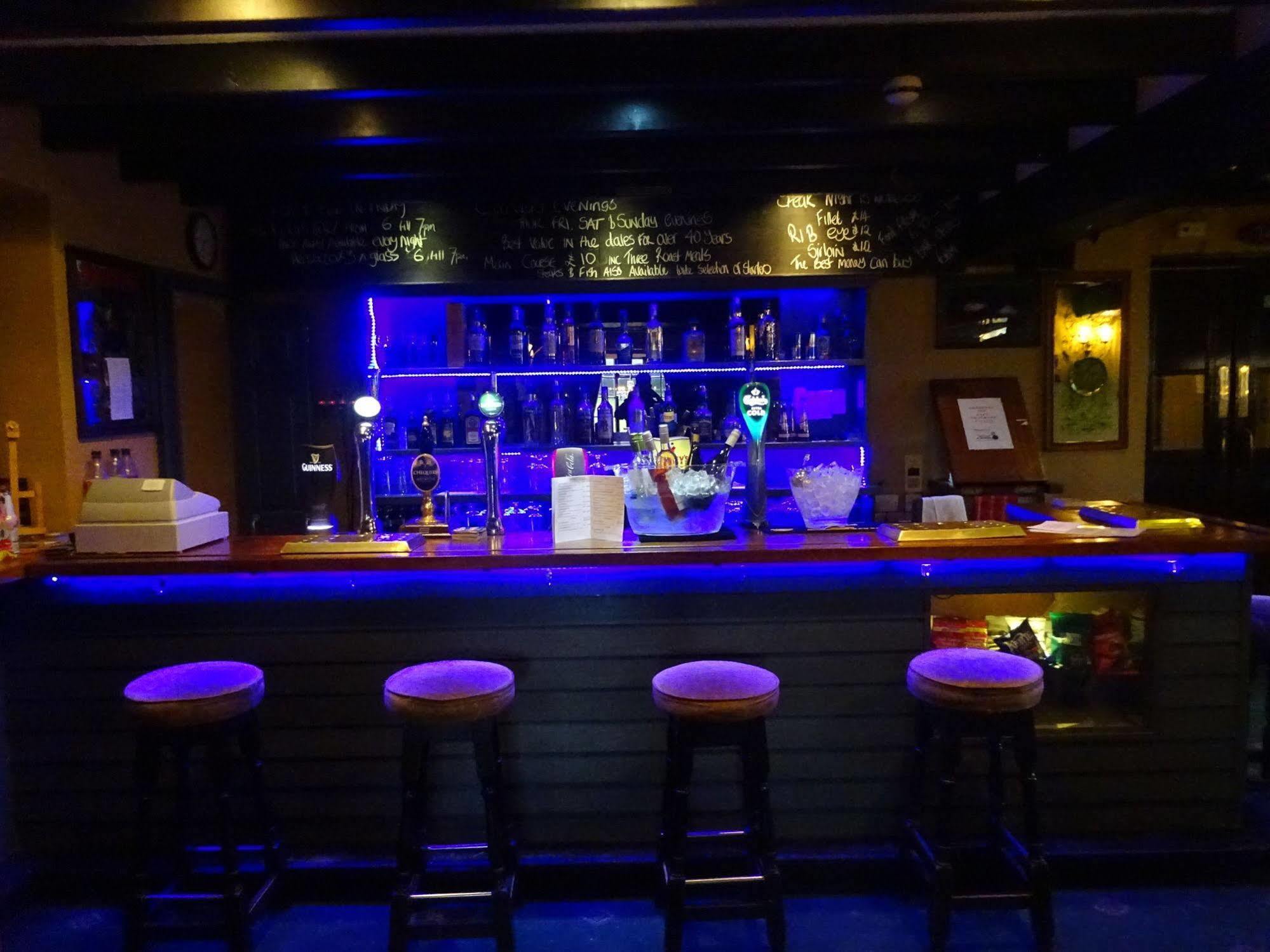 Chequers Inn Harrogate Dış mekan fotoğraf