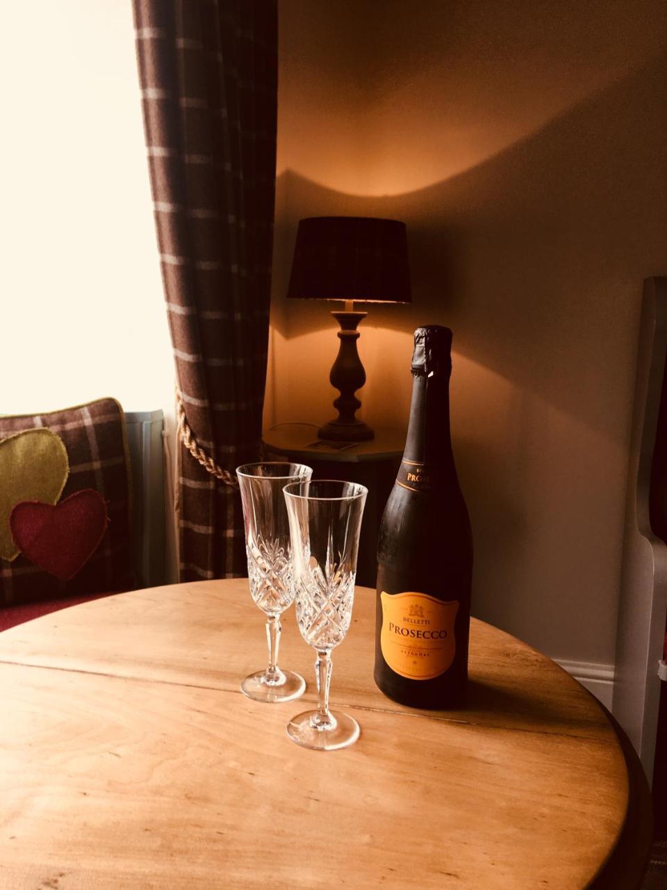 Chequers Inn Harrogate Dış mekan fotoğraf